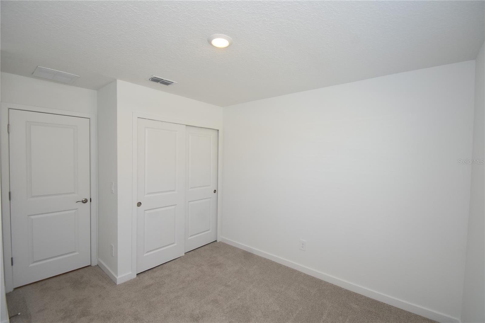 Image 32 of 52 For 10 Oconee Drive