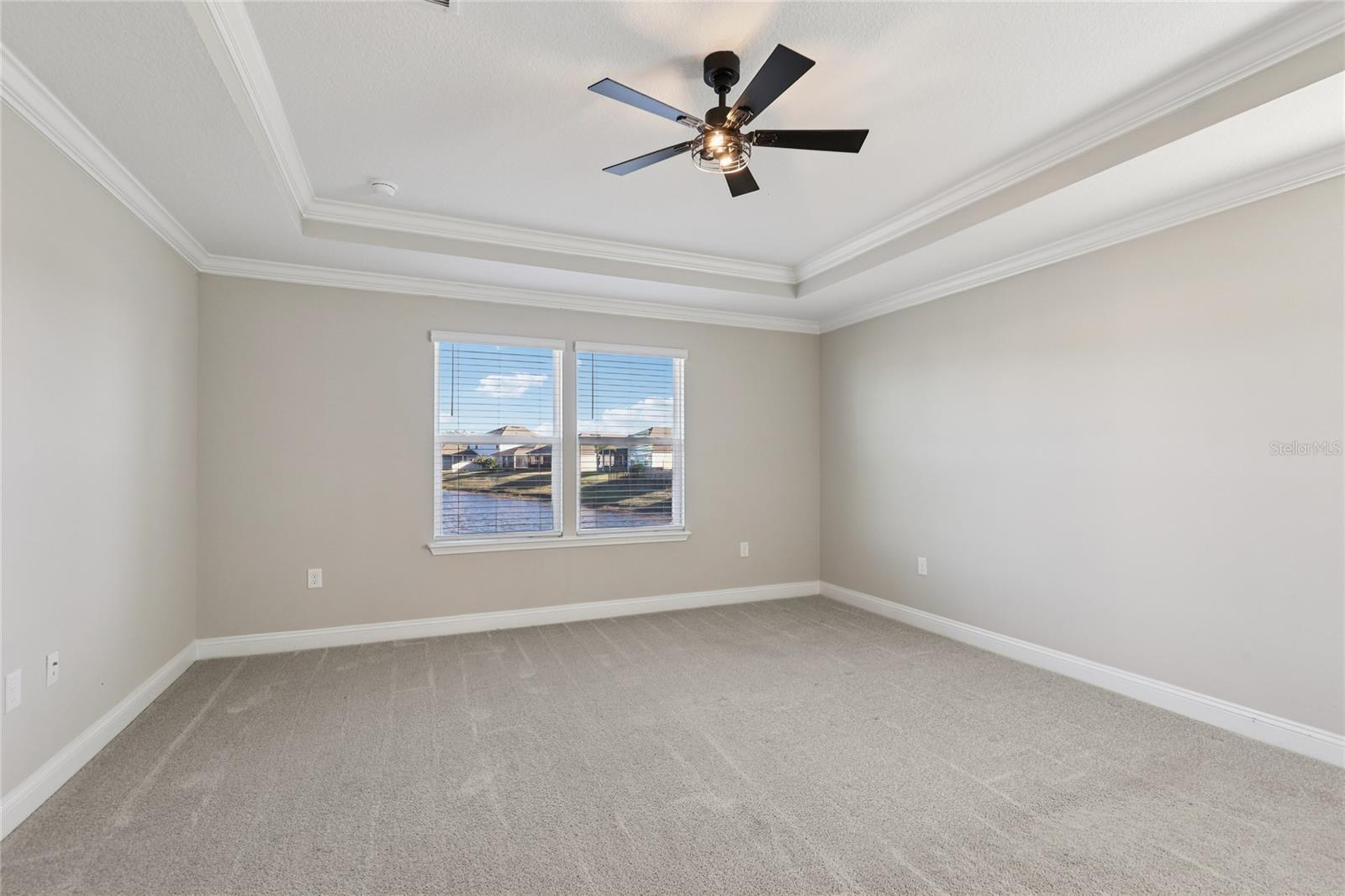 Image 26 of 40 For 610 Narvarez Avenue