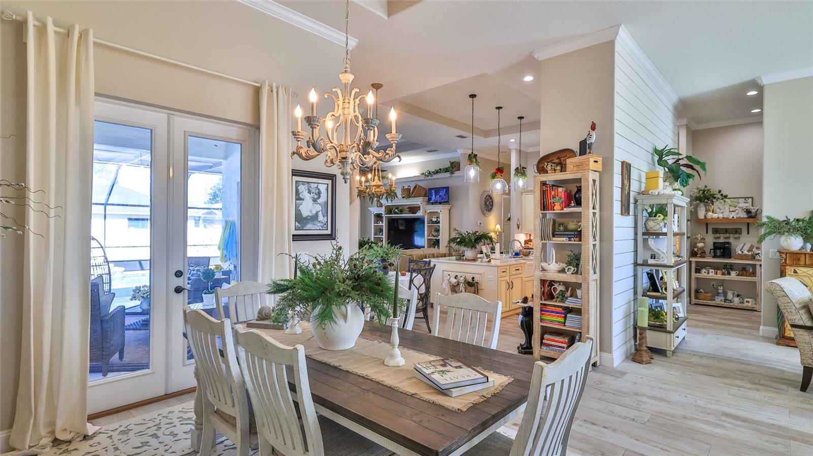 Image 11 of 73 For 1 Rockwell Lane