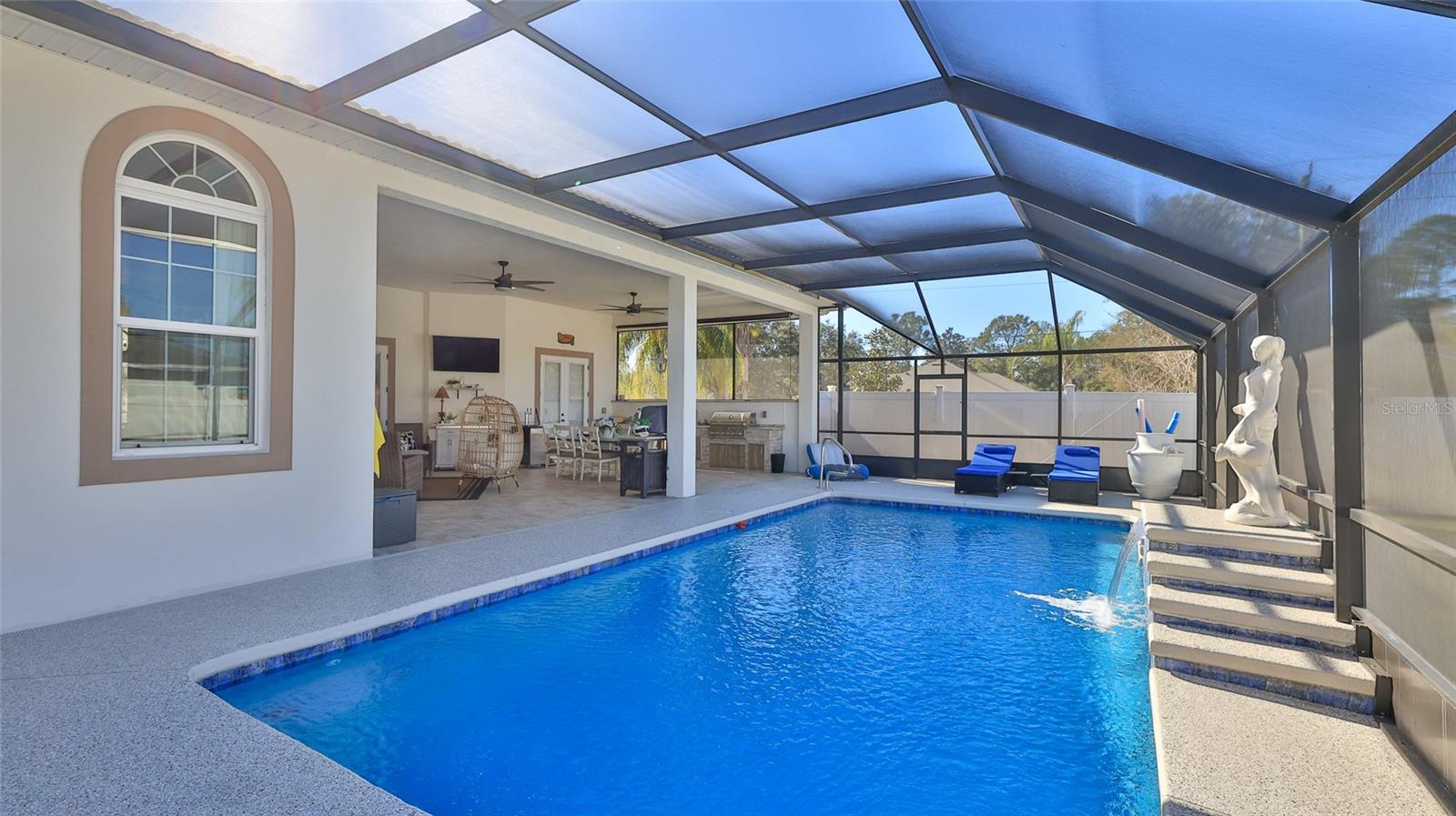 Image 38 of 73 For 1 Rockwell Lane