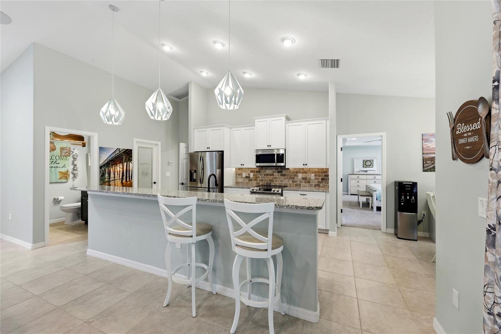 Image 20 of 64 For 15 Zonal Geranium Court