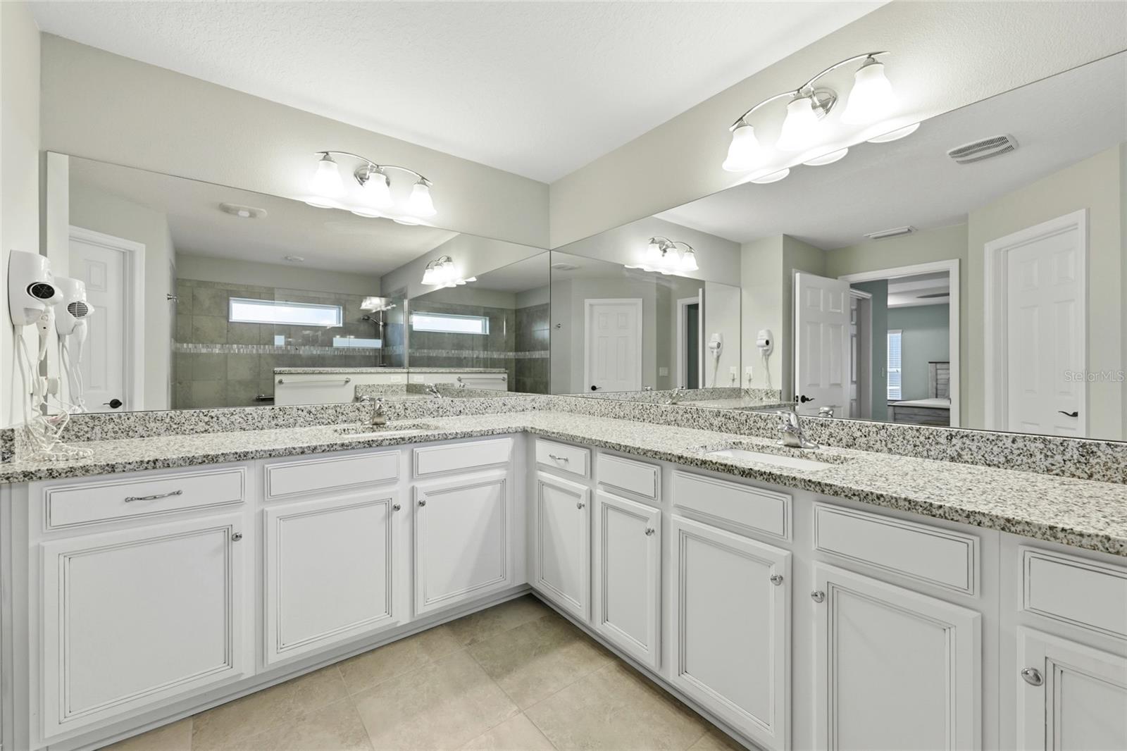 Image 38 of 64 For 15 Zonal Geranium Court