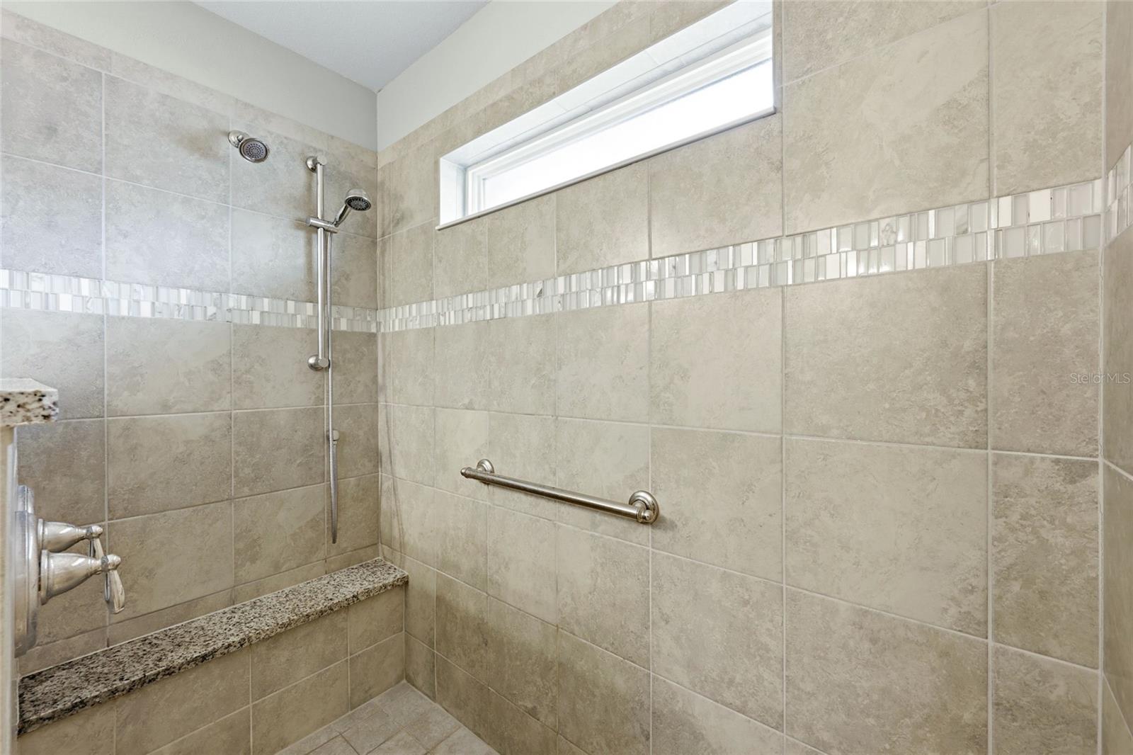 Image 40 of 64 For 15 Zonal Geranium Court