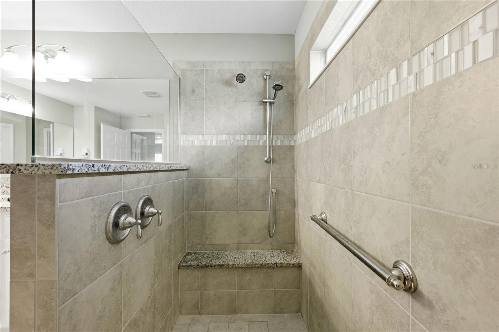 Image 41 of 64 For 15 Zonal Geranium Court