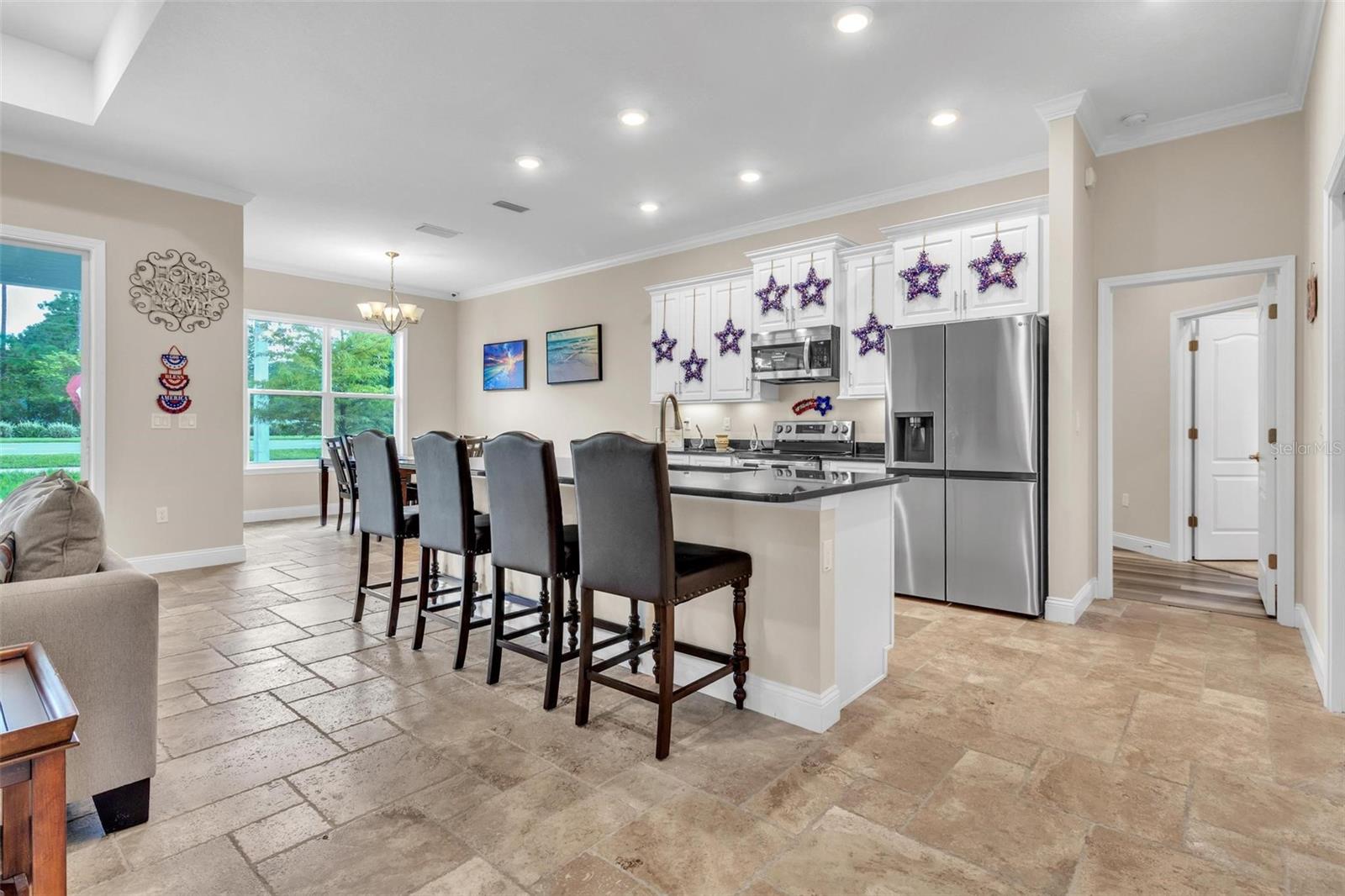 Image 10 of 23 For 10 Point Of Woods Drive