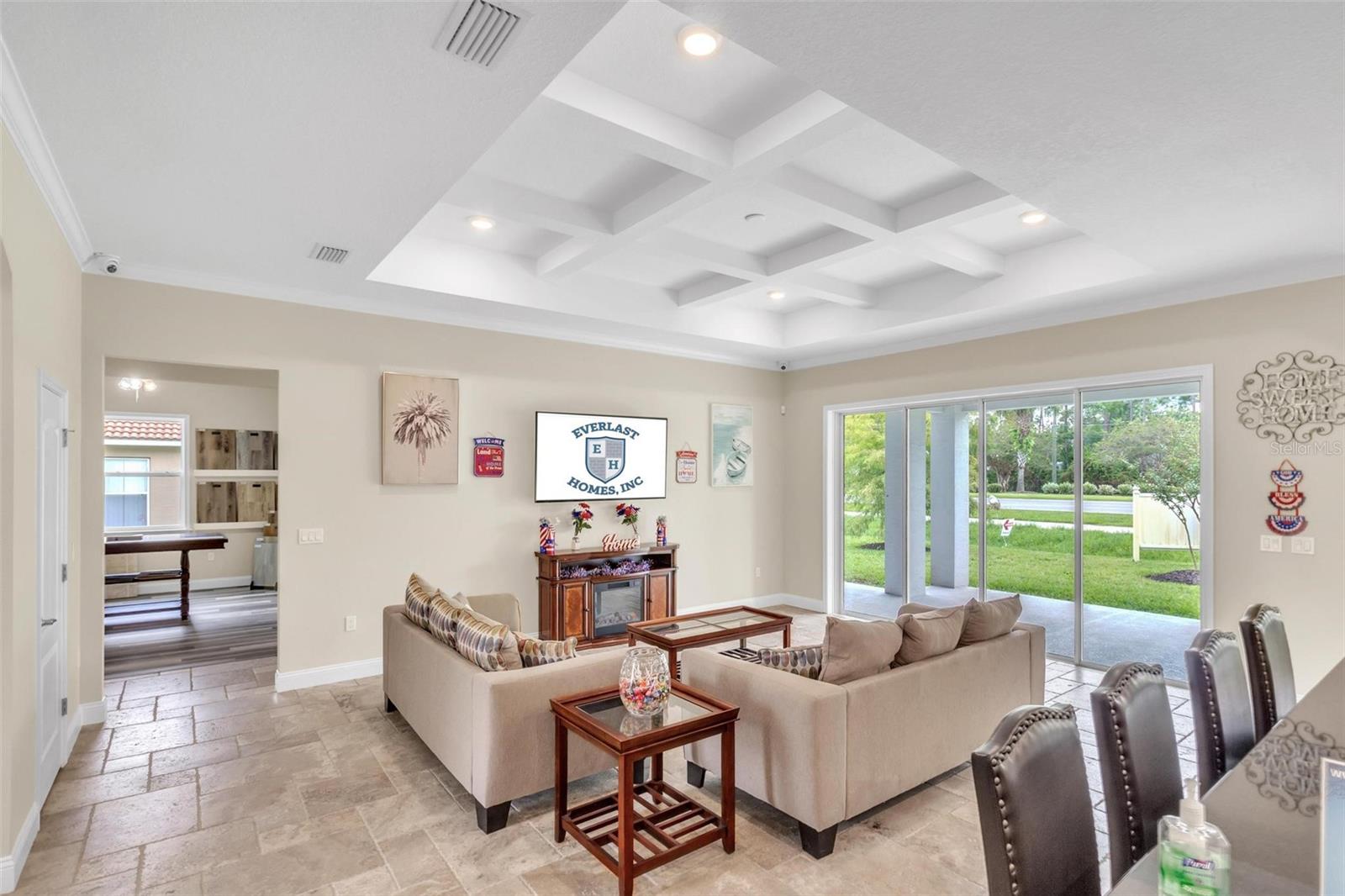 Image 15 of 23 For 10 Point Of Woods Drive