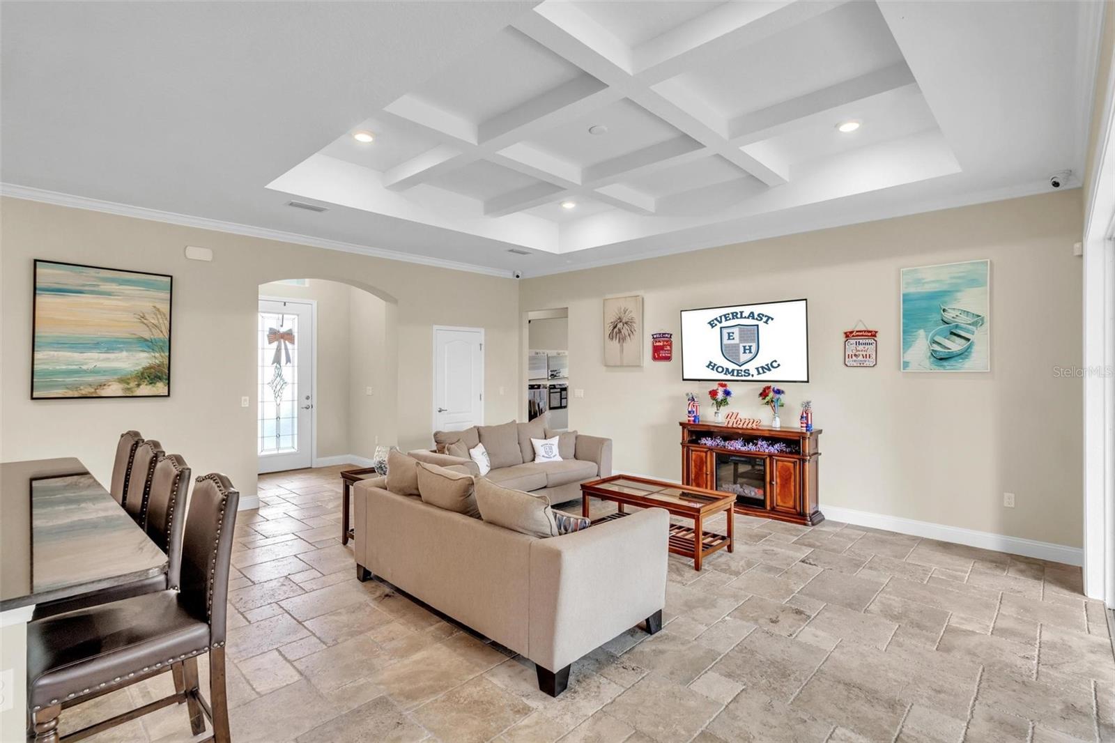 Image 20 of 23 For 10 Point Of Woods Drive