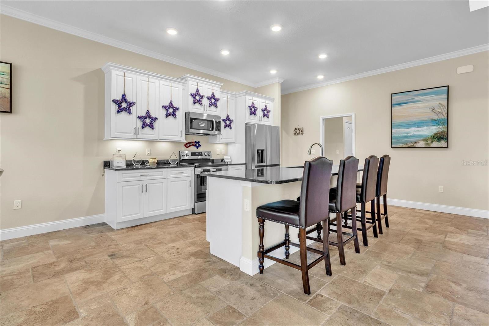 Image 8 of 23 For 10 Point Of Woods Drive