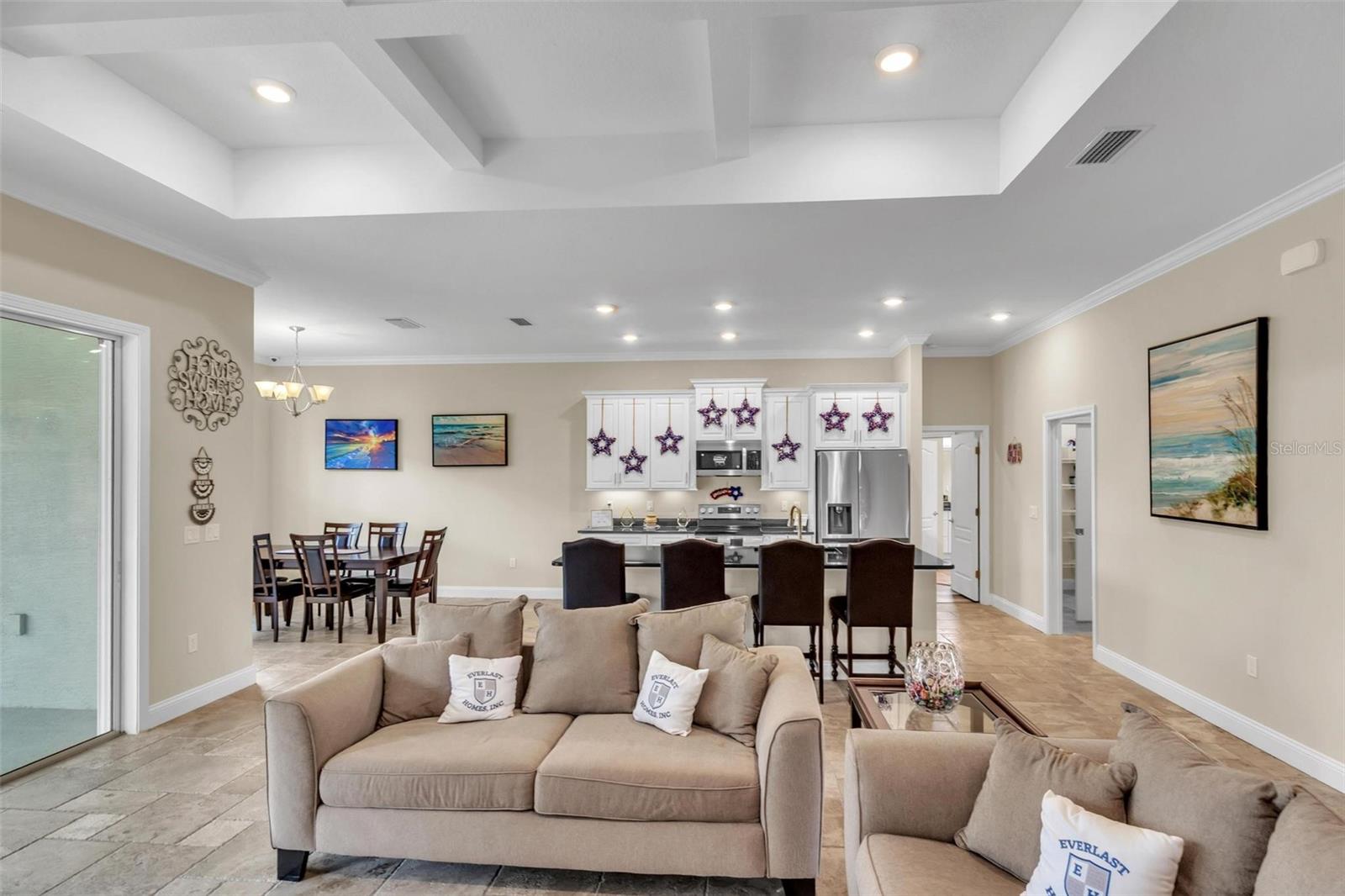 Image 9 of 23 For 10 Point Of Woods Drive