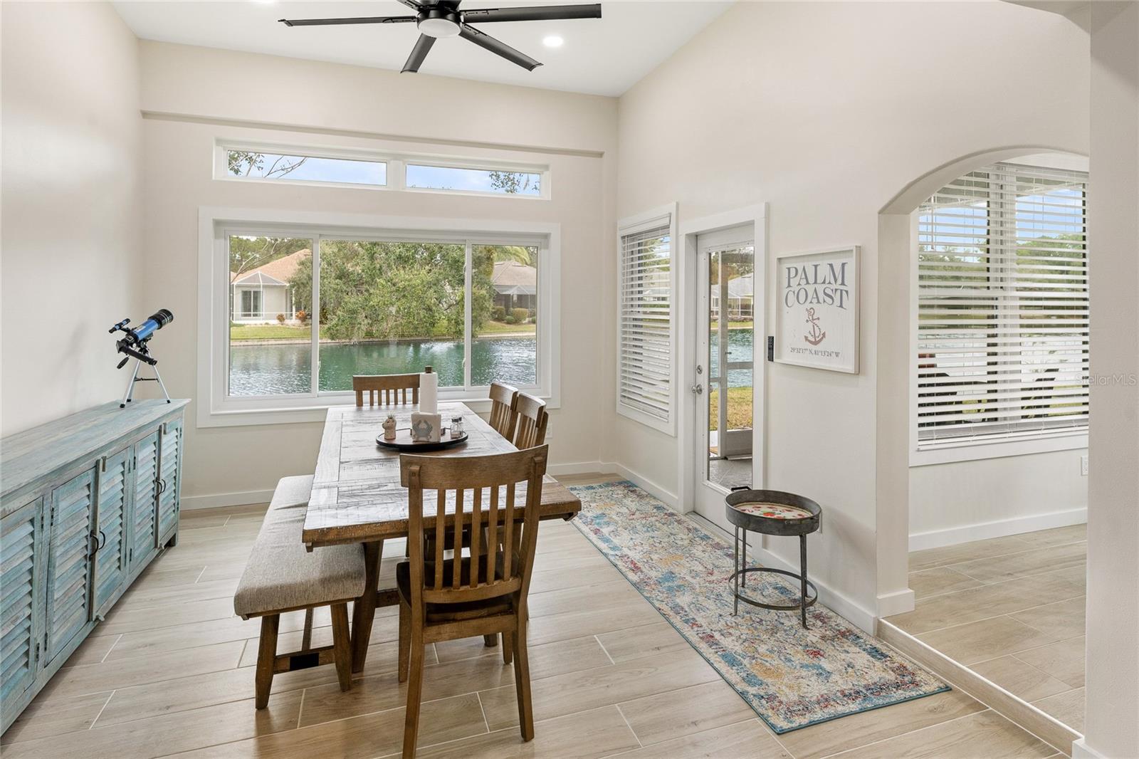 Image 19 of 52 For 10 Gleneagles Place