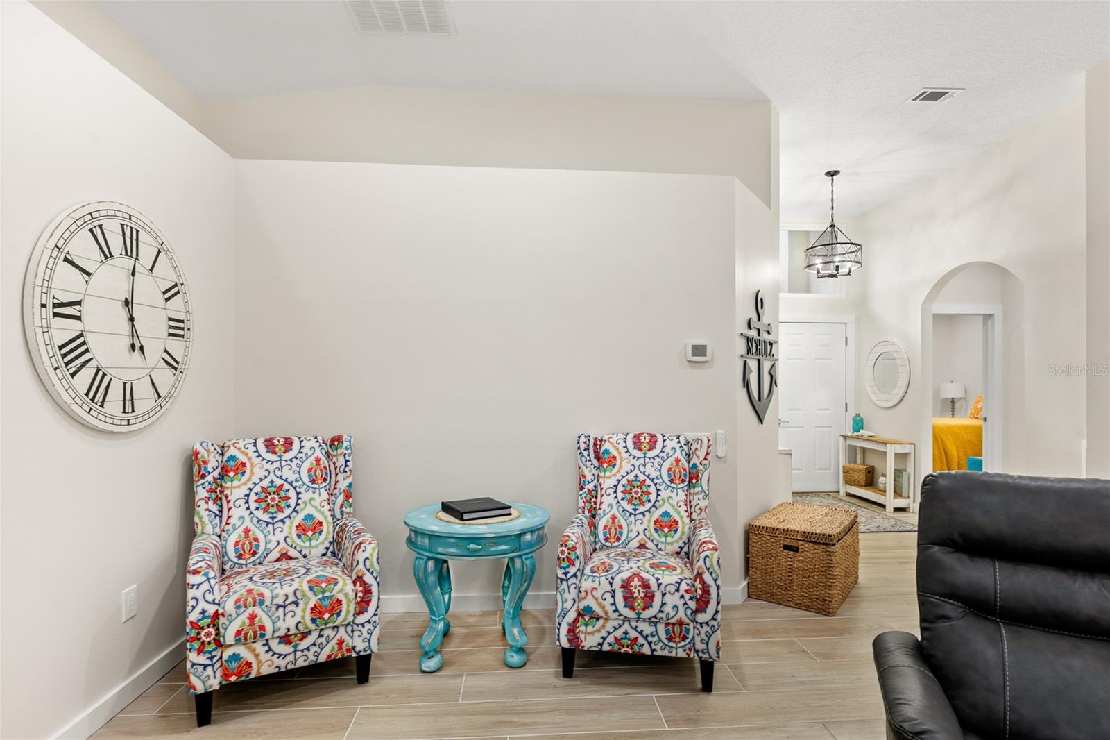 Image 36 of 52 For 10 Gleneagles Place