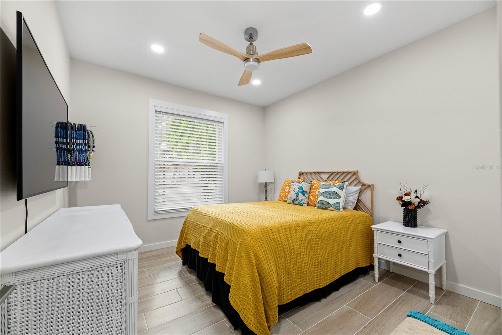 Image 39 of 52 For 10 Gleneagles Place