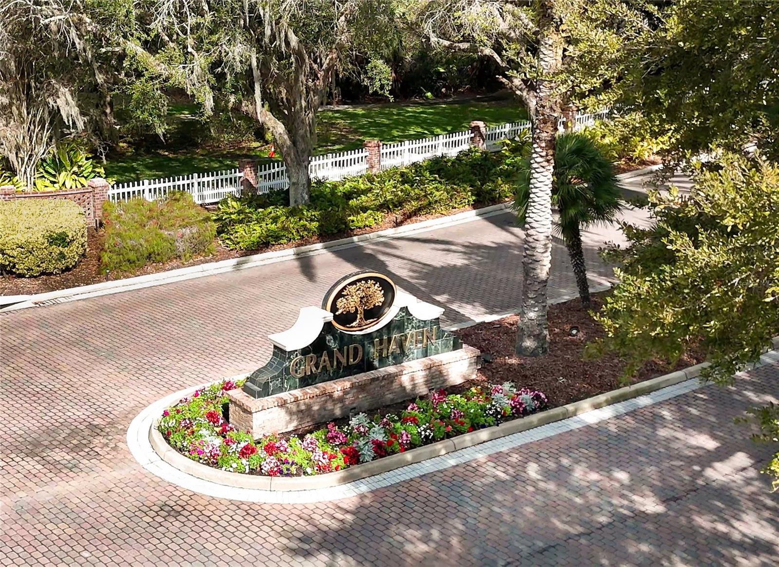 Image 52 of 52 For 10 Gleneagles Place