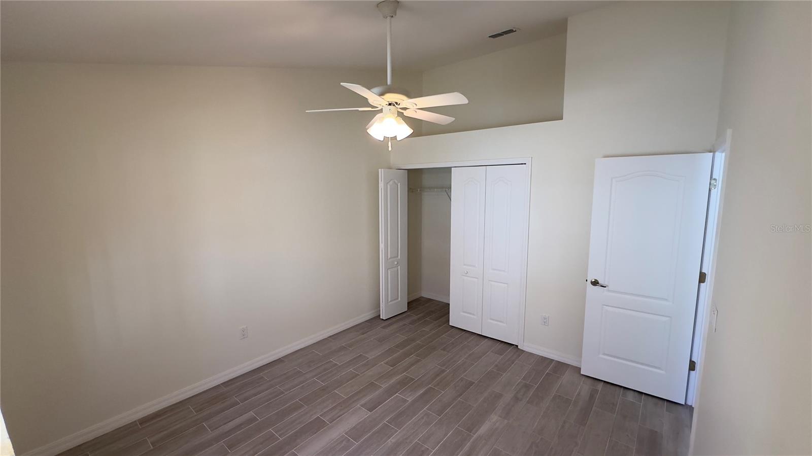 Image 26 of 34 For 1502 Daytona Avenue