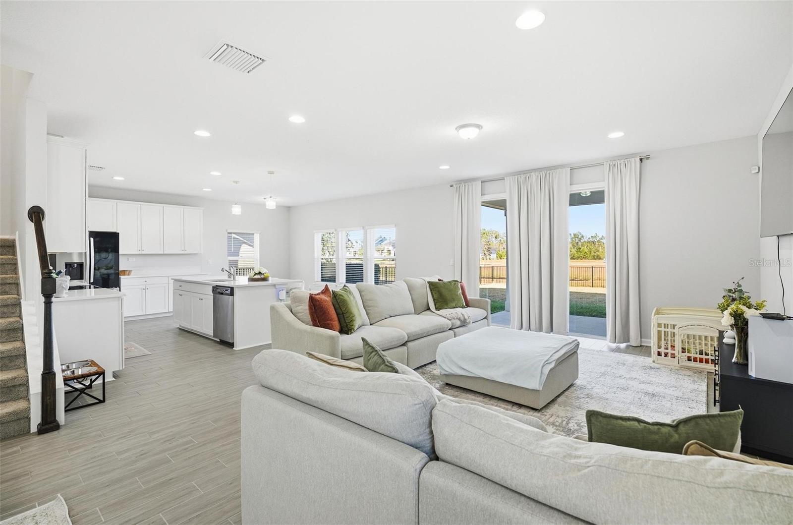 Image 16 of 85 For 132 Nighthawk Lane