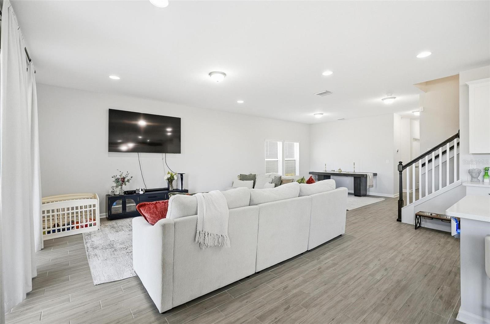 Image 18 of 85 For 132 Nighthawk Lane