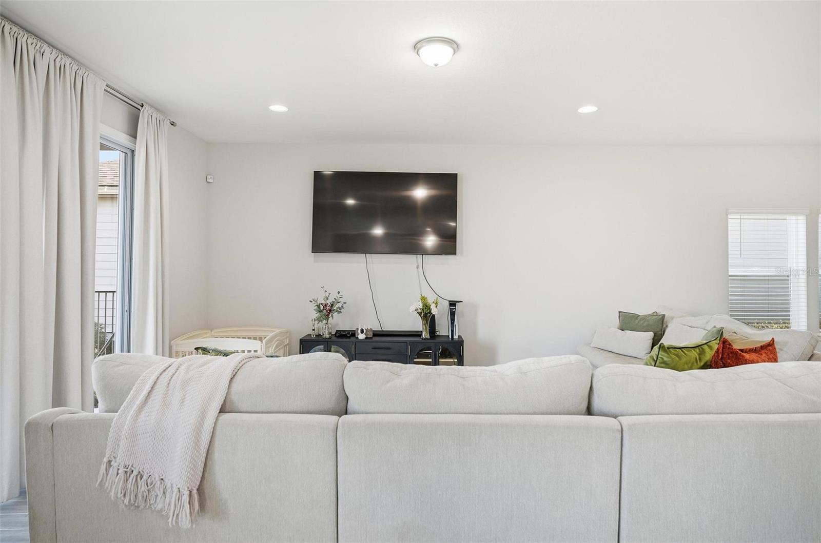 Image 20 of 85 For 132 Nighthawk Lane