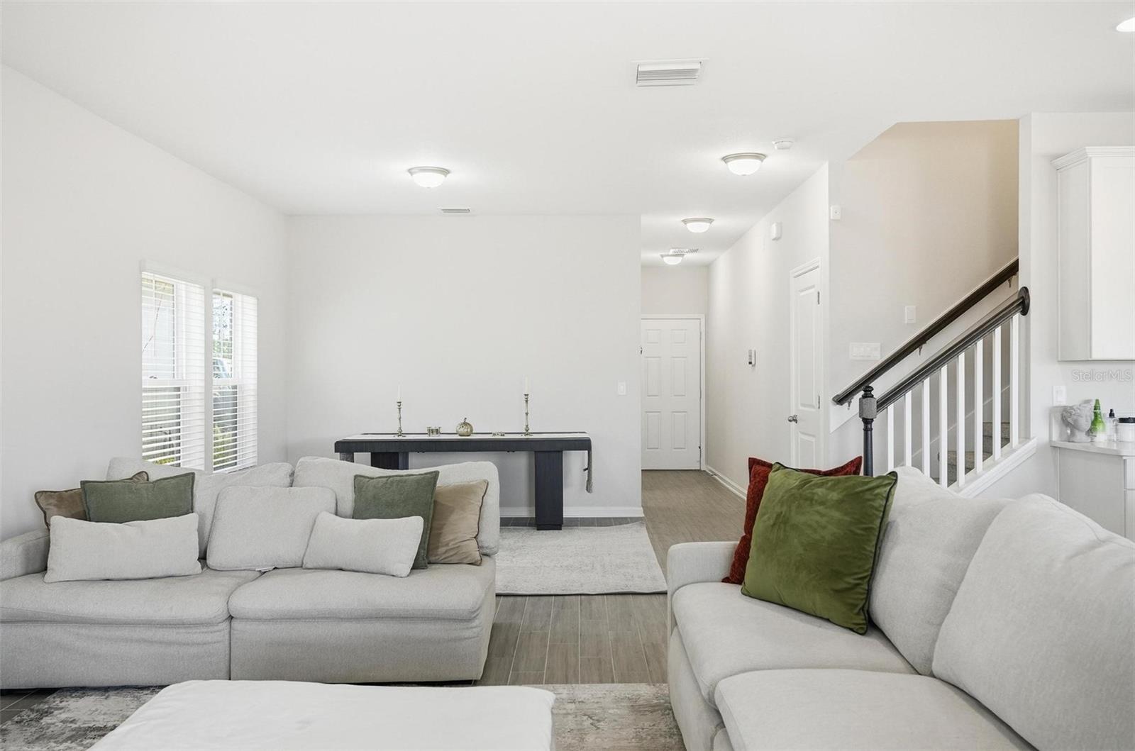 Image 21 of 85 For 132 Nighthawk Lane