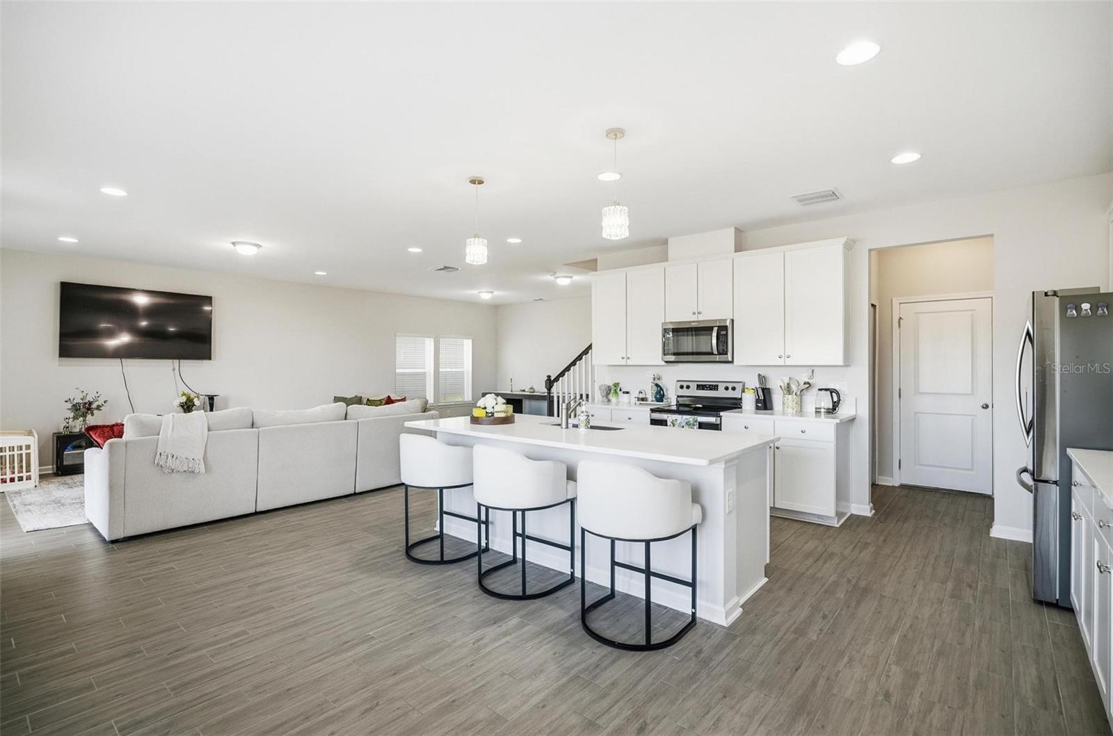 Image 24 of 85 For 132 Nighthawk Lane