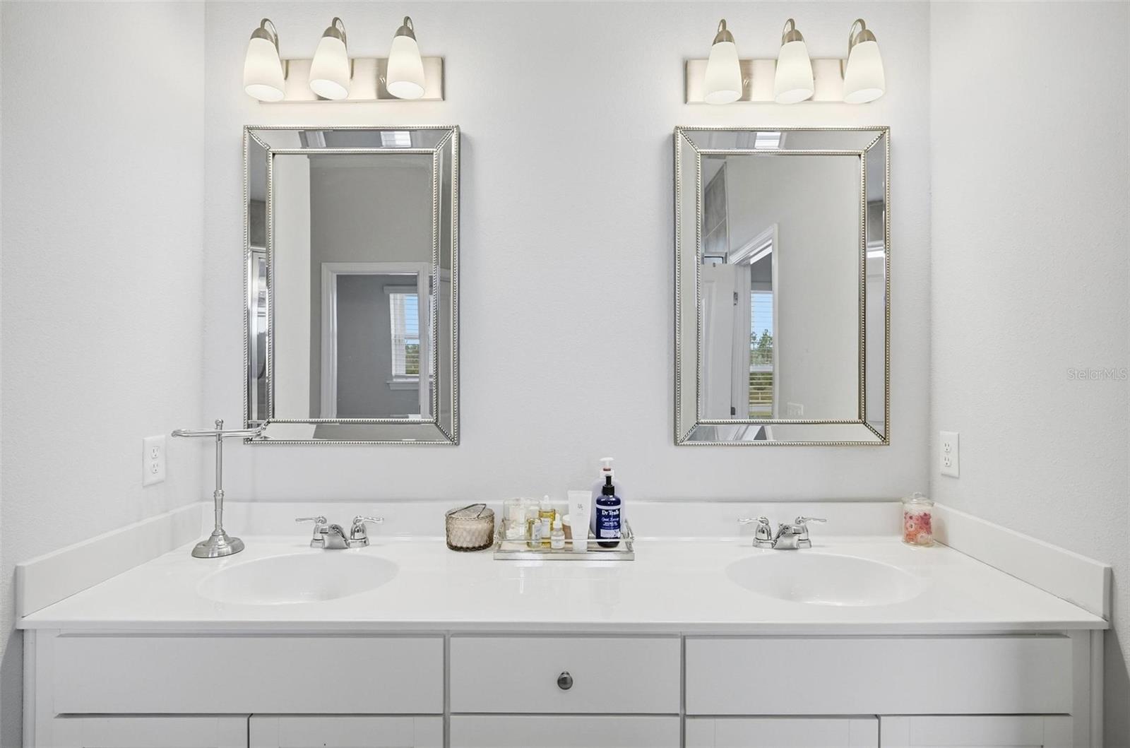 Image 54 of 85 For 132 Nighthawk Lane