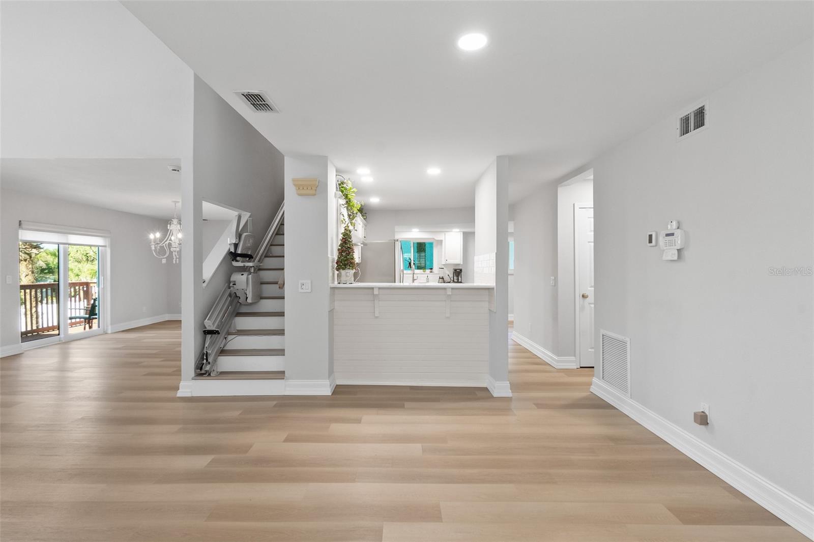 Image 24 of 70 For 2220 Central Avenue