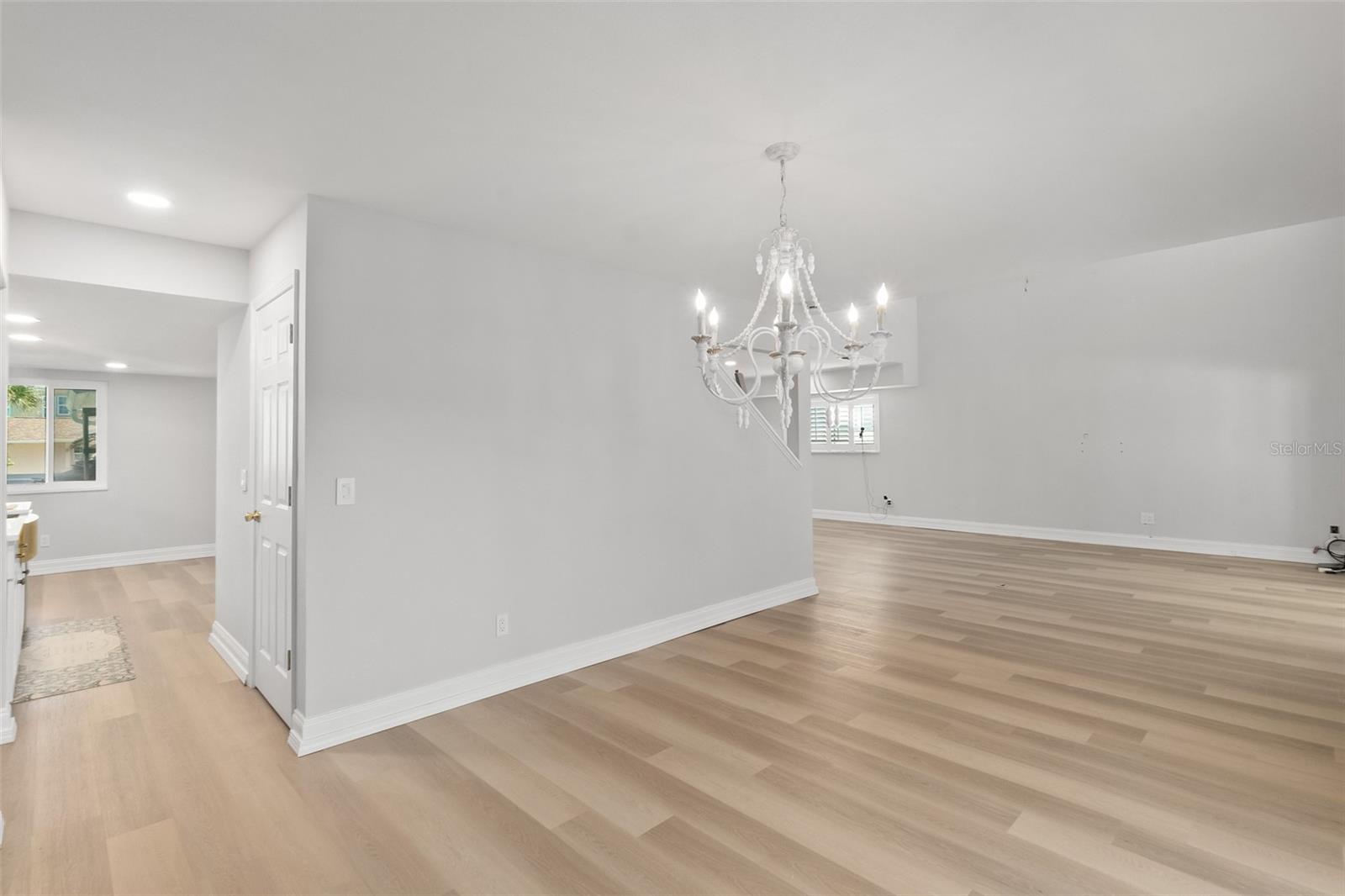 Image 29 of 70 For 2220 Central Avenue