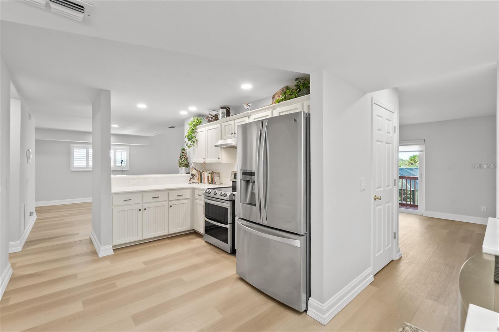 Image 36 of 70 For 2220 Central Avenue