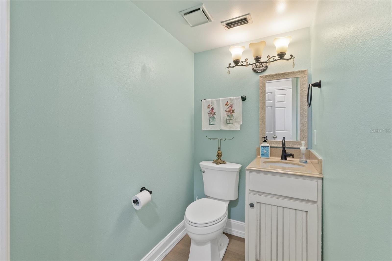 Image 42 of 70 For 2220 Central Avenue