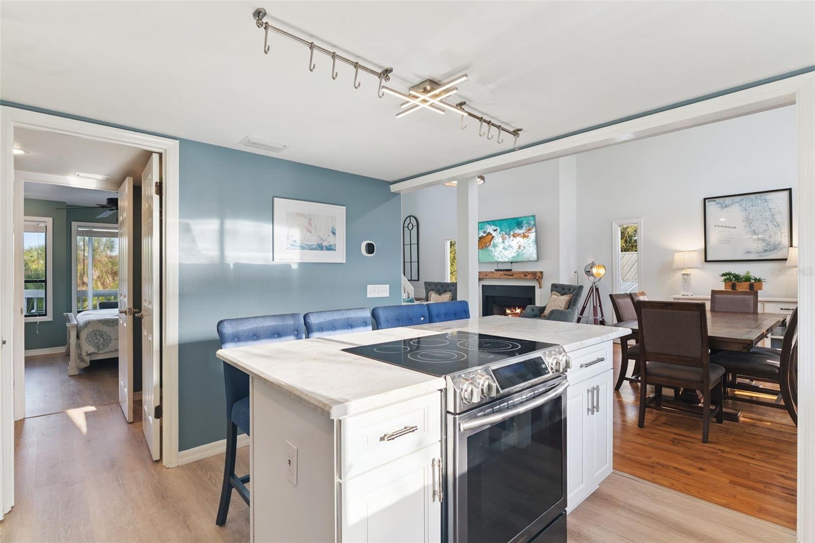 Image 21 of 63 For 6455 Engram Road