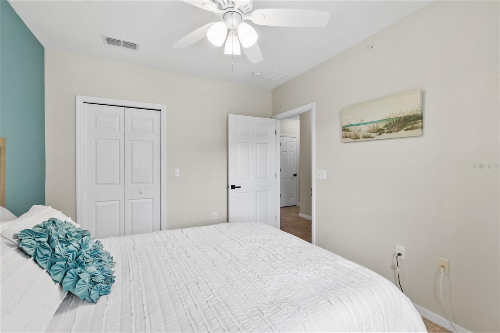 Image 35 of 52 For 100 Canopy Walk Lane 124