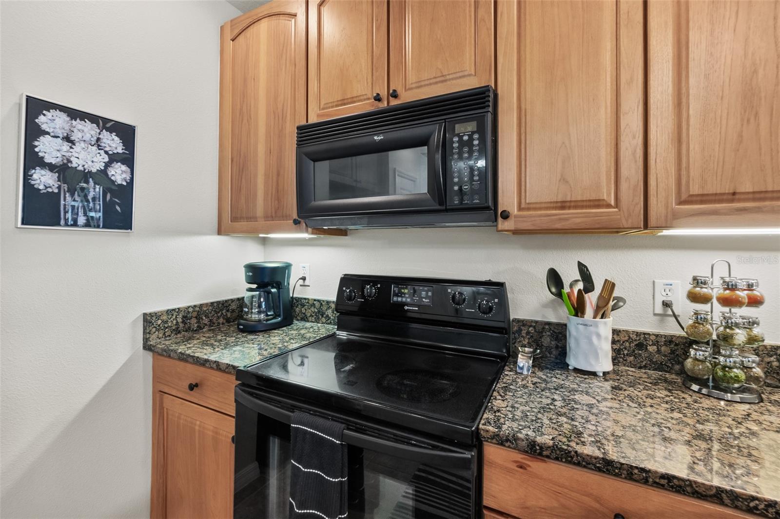 Image 5 of 52 For 100 Canopy Walk Lane 124