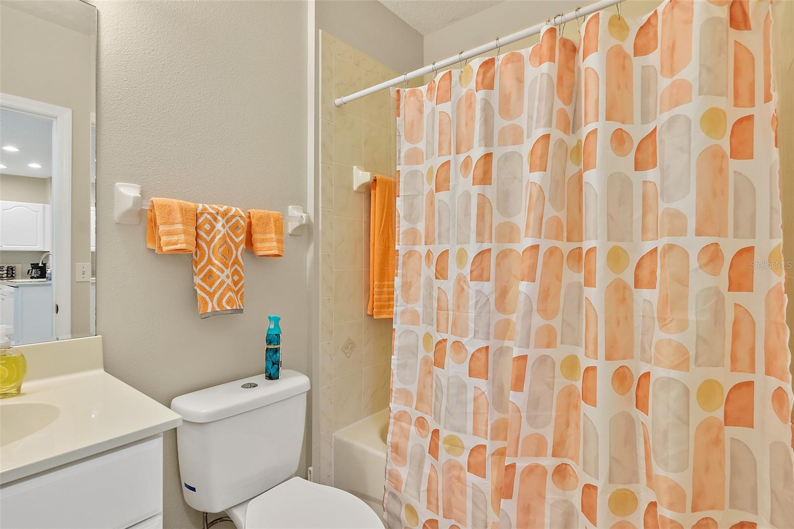 Image 31 of 45 For 1000 Canopy Walk Lane 1013