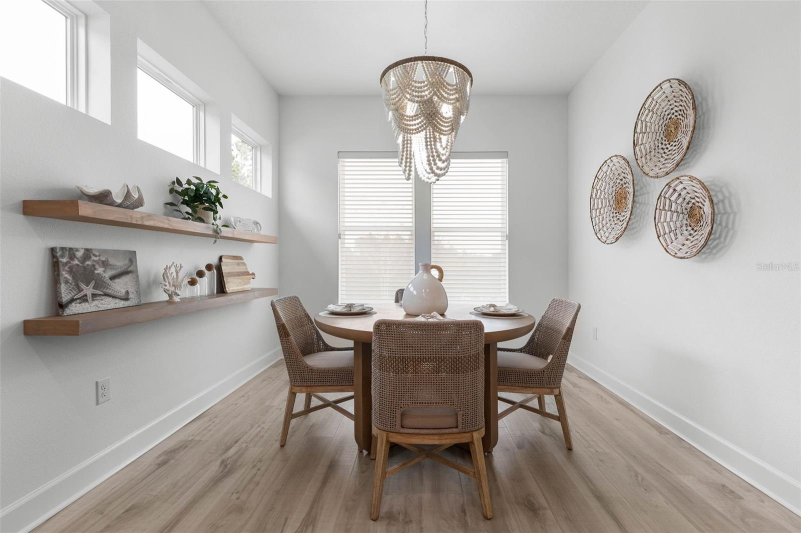 Image 16 of 78 For 7 Falmouth Drive