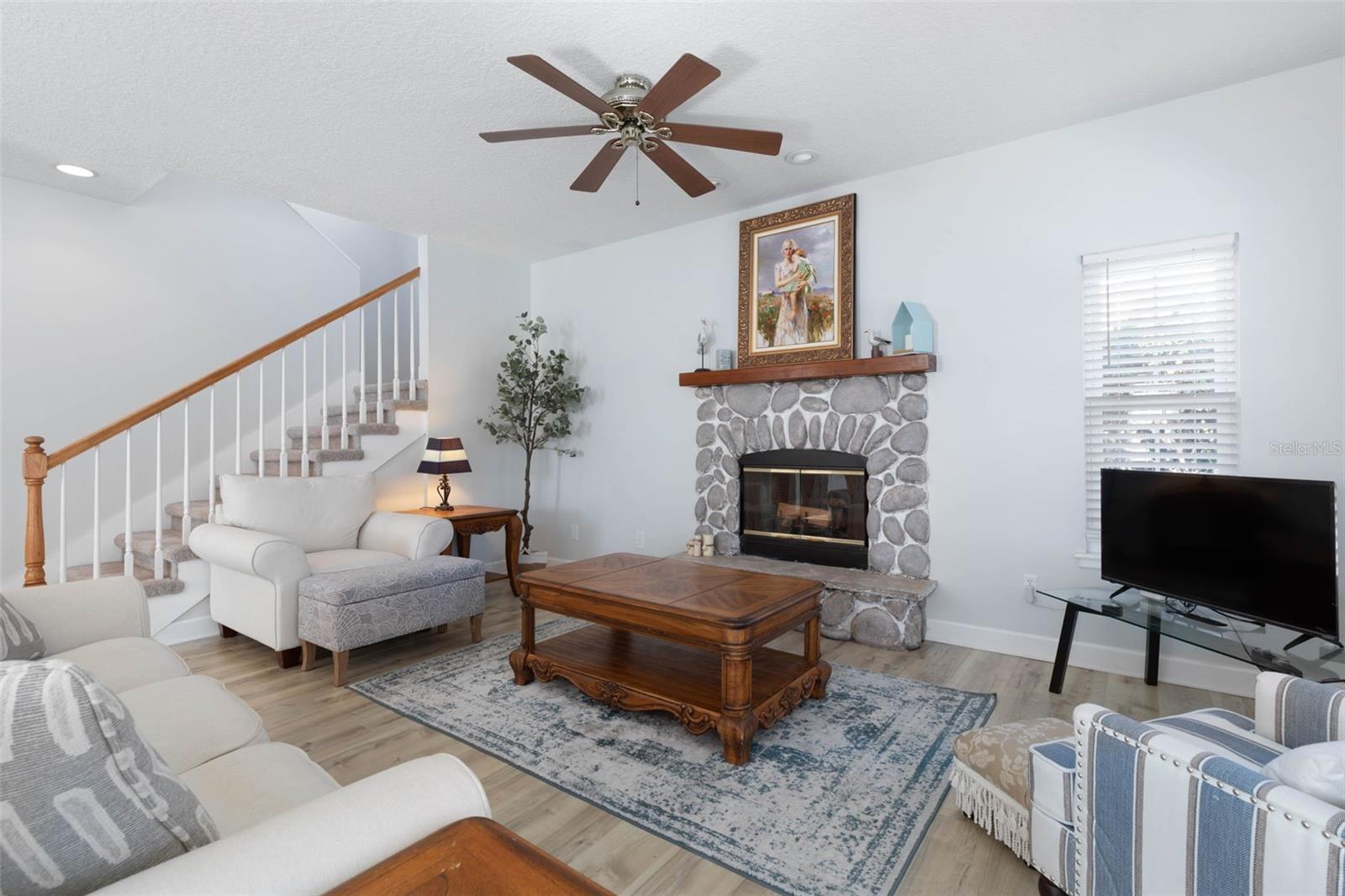 Listing photo id 11 for 252 Gull Circle