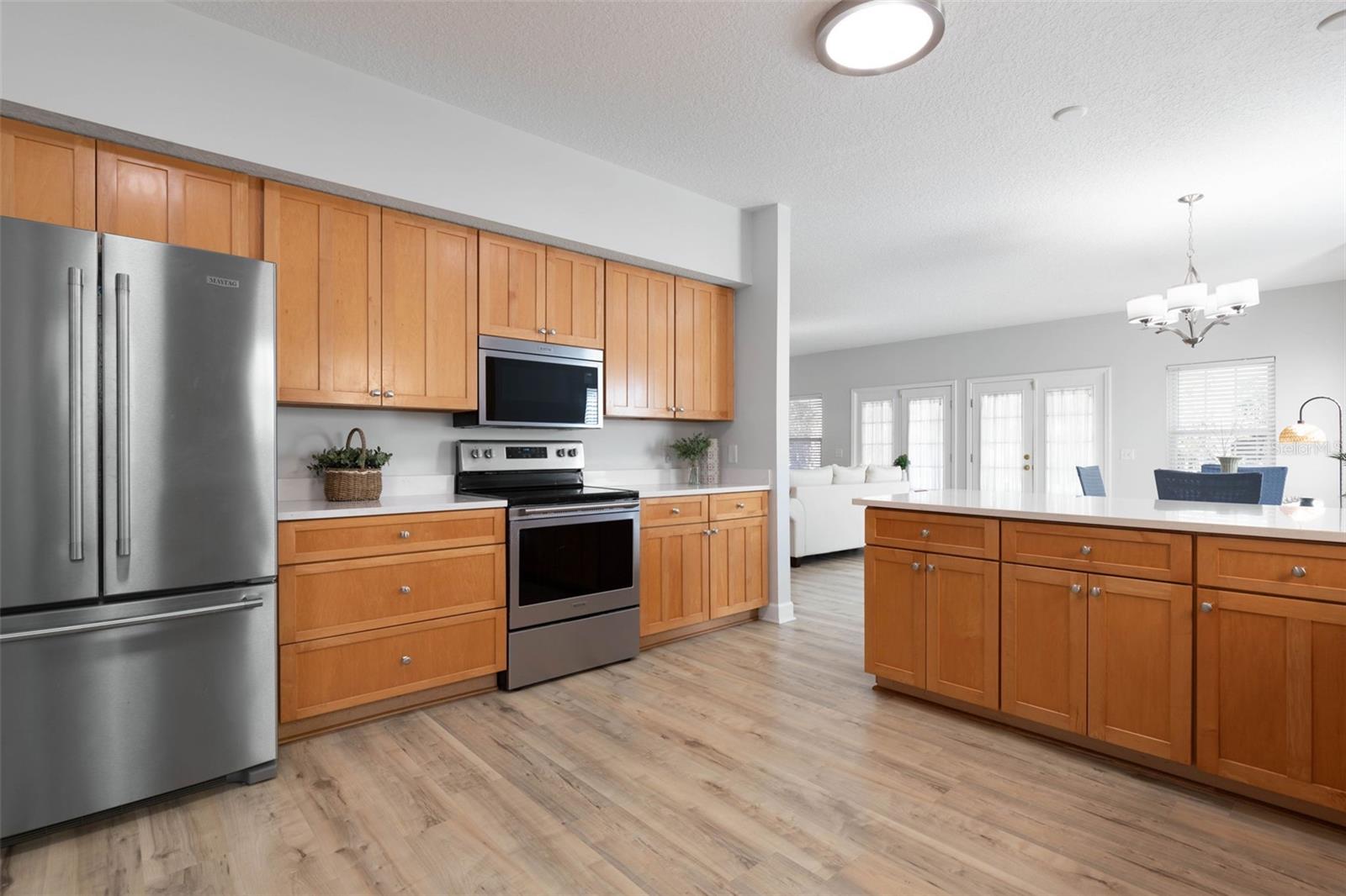 Listing photo id 18 for 252 Gull Circle