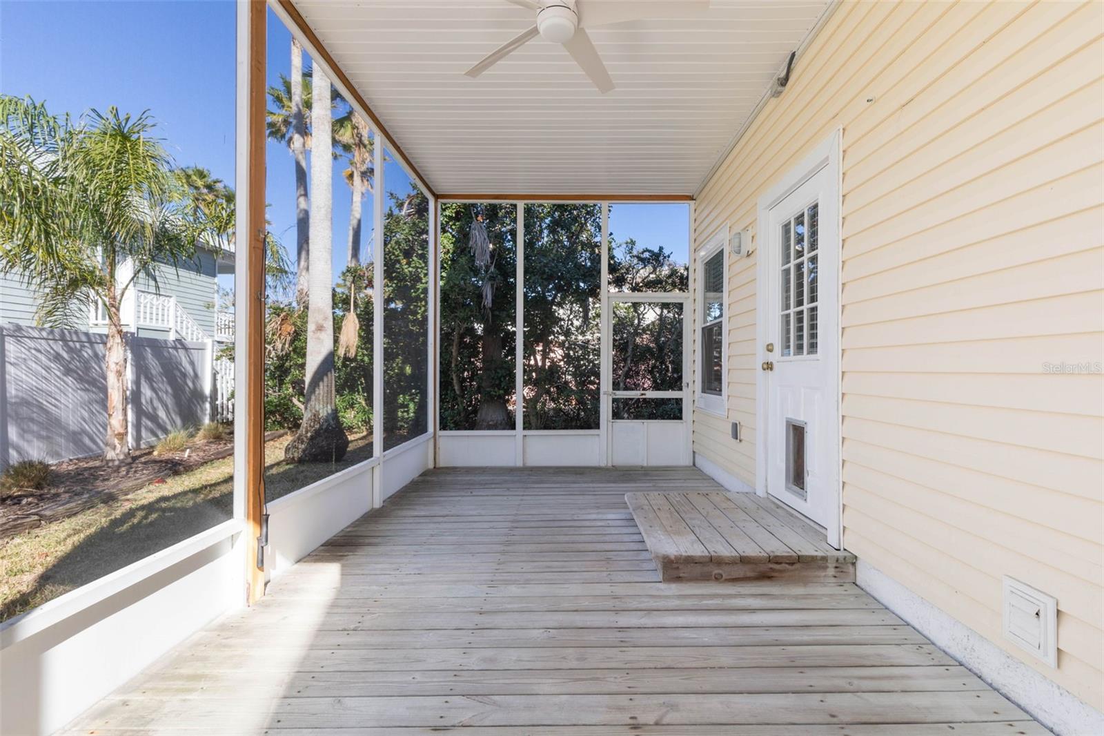 Listing photo id 25 for 252 Gull Circle