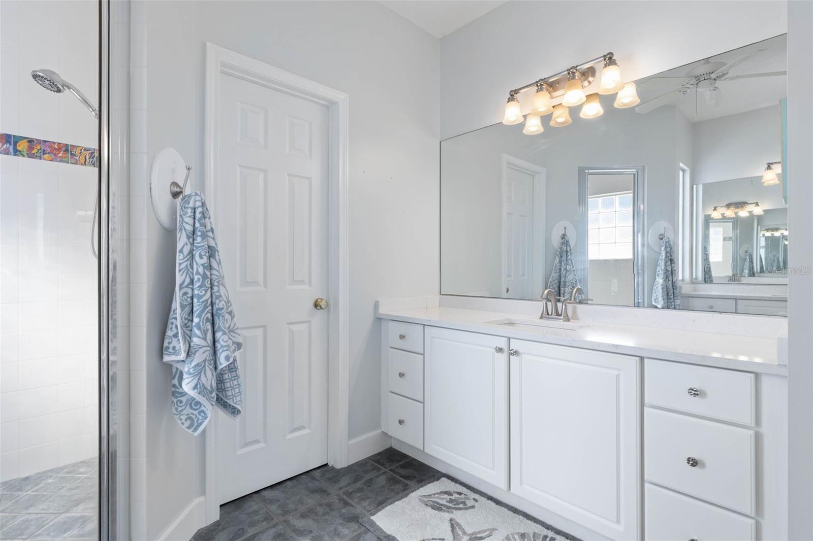 Listing photo id 33 for 252 Gull Circle