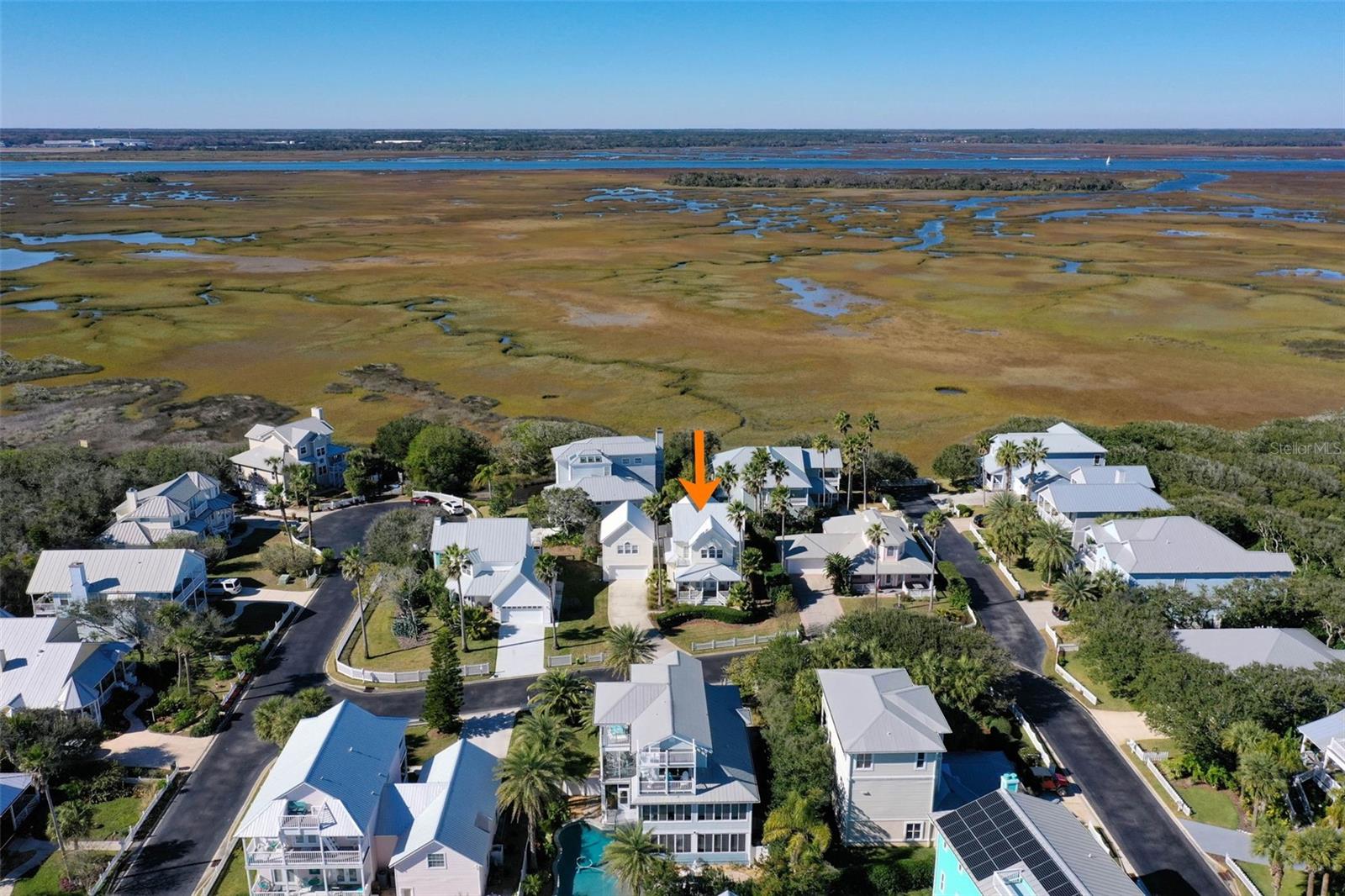 Listing photo id 2 for 252 Gull Circle