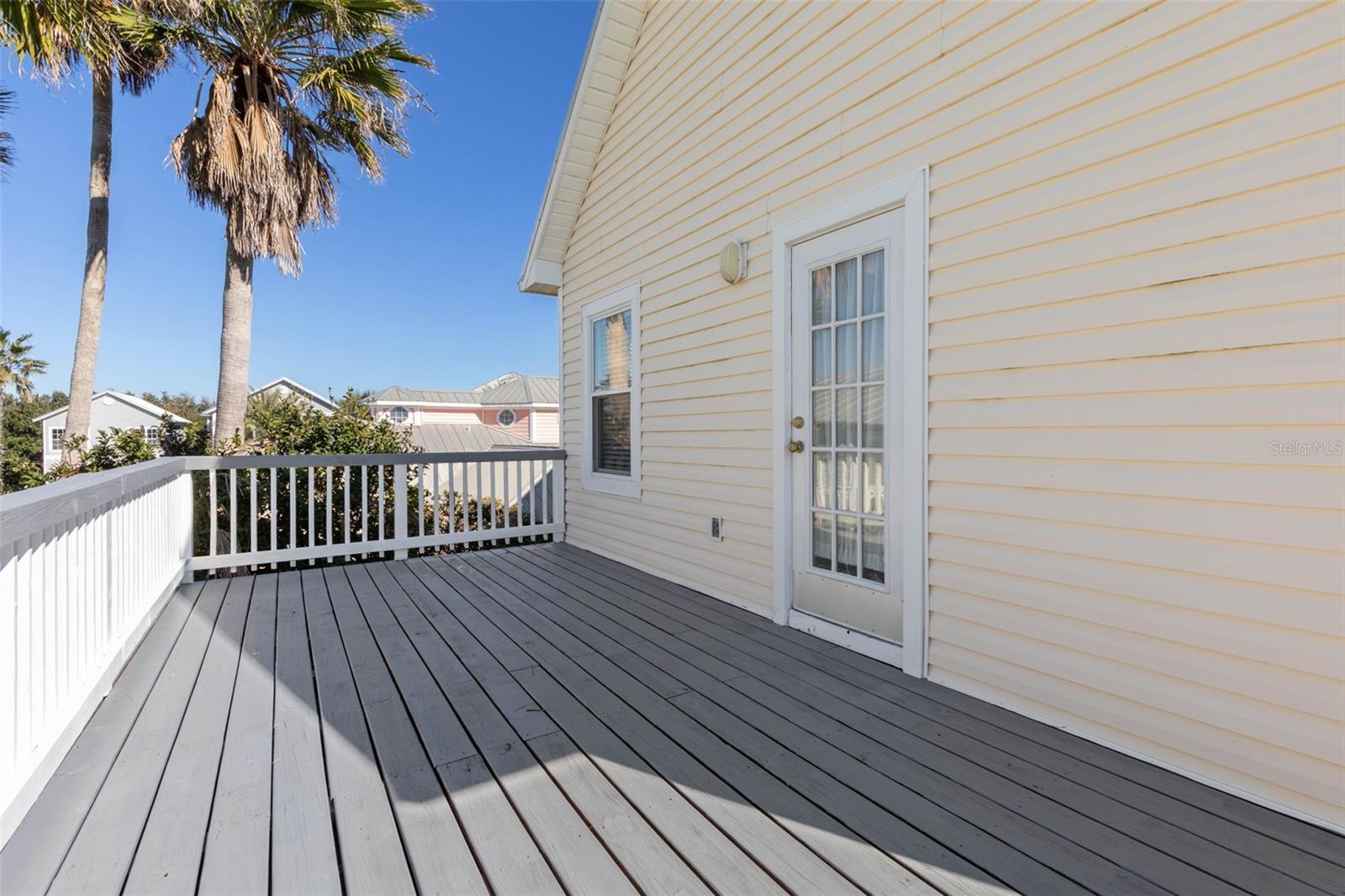 Listing photo id 40 for 252 Gull Circle