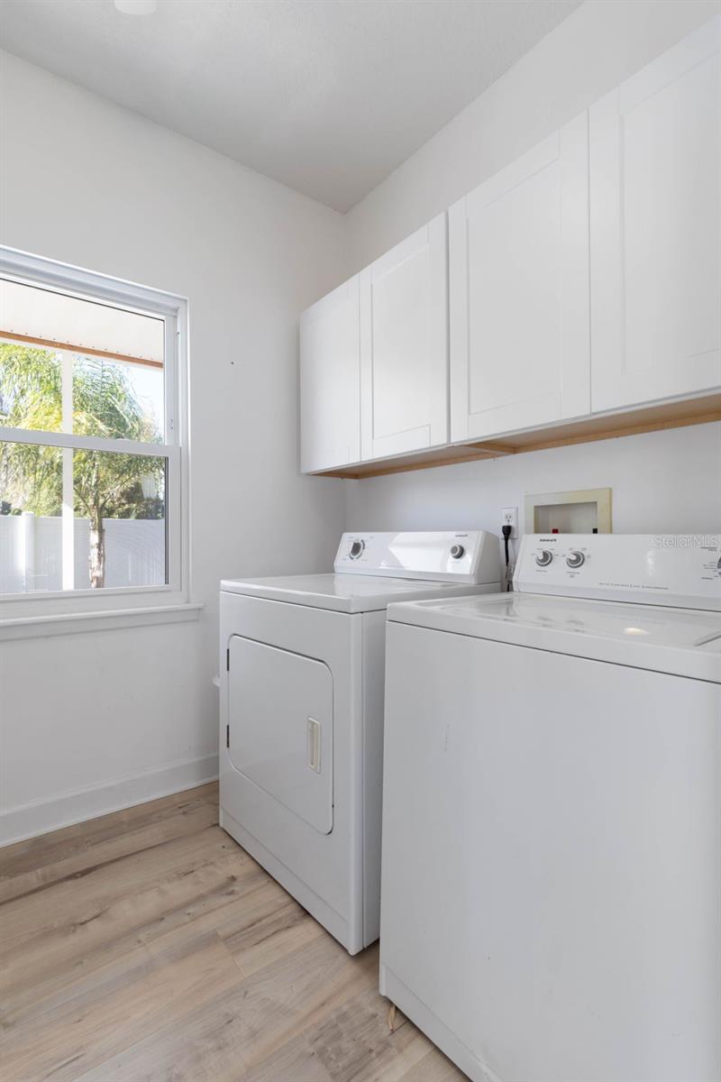 Listing photo id 41 for 252 Gull Circle