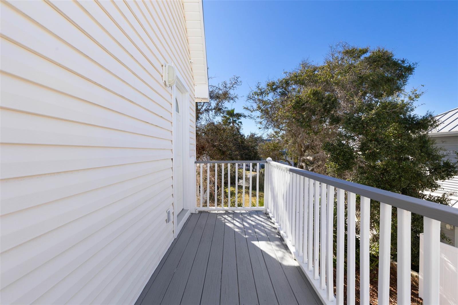 Listing photo id 45 for 252 Gull Circle