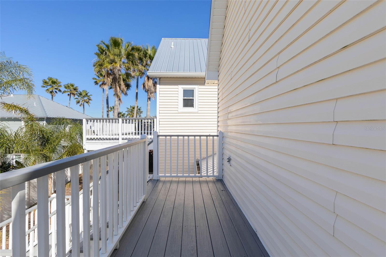 Listing photo id 46 for 252 Gull Circle