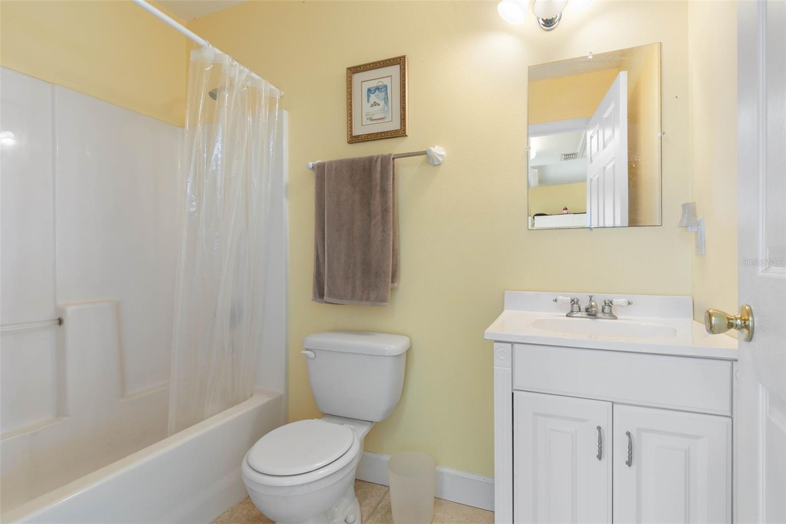 Listing photo id 48 for 252 Gull Circle