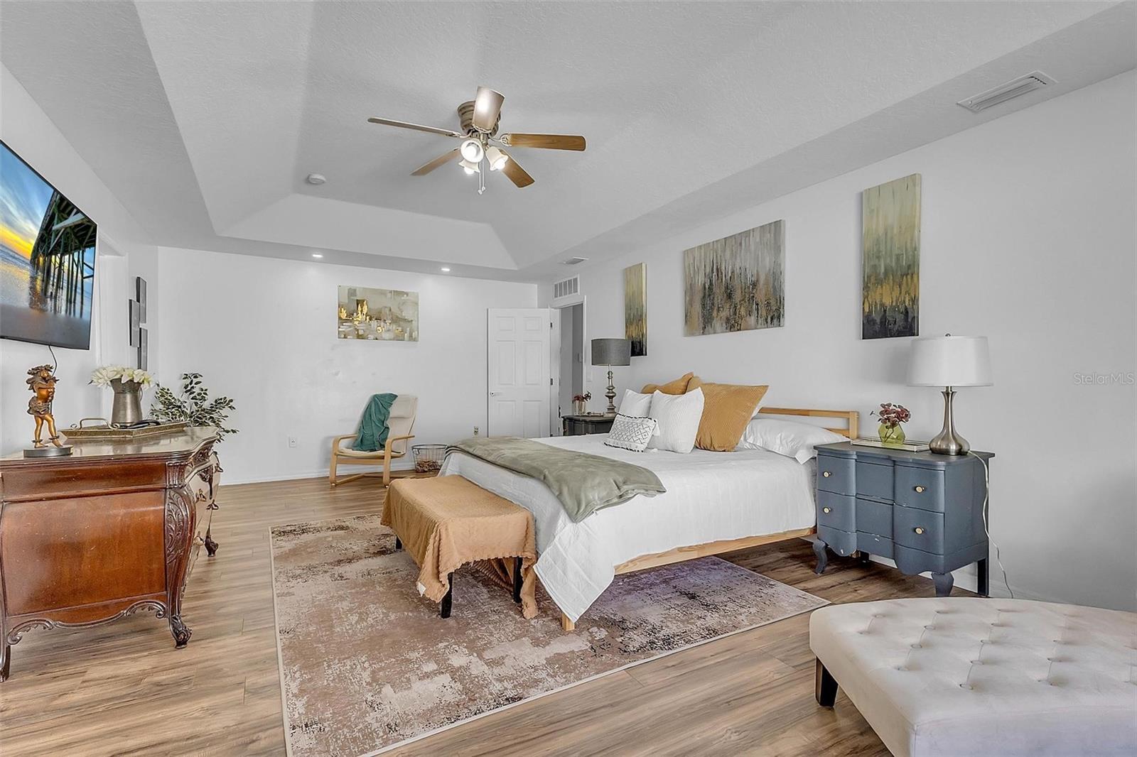 Image 30 of 41 For 37 Princeton Lane