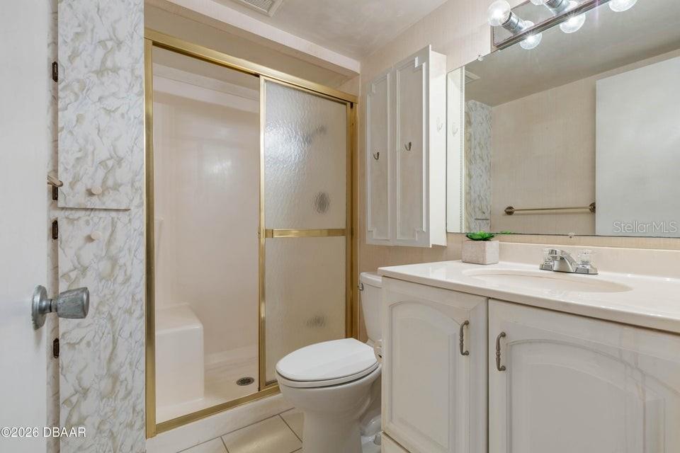 Image 16 of 26 For 329 Wilder Boulevard C403