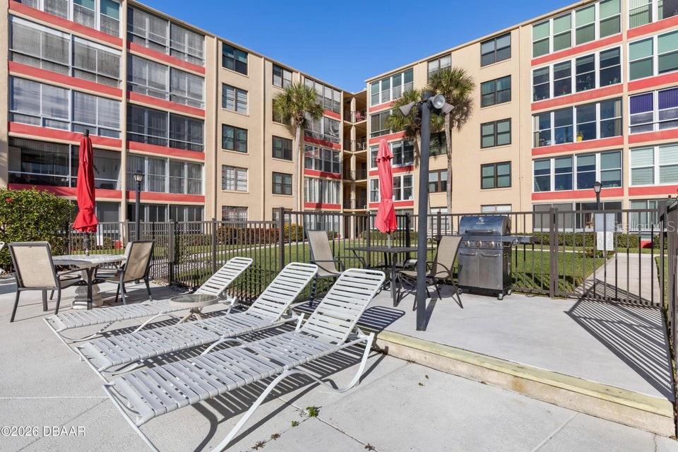 Image 22 of 26 For 329 Wilder Boulevard C403