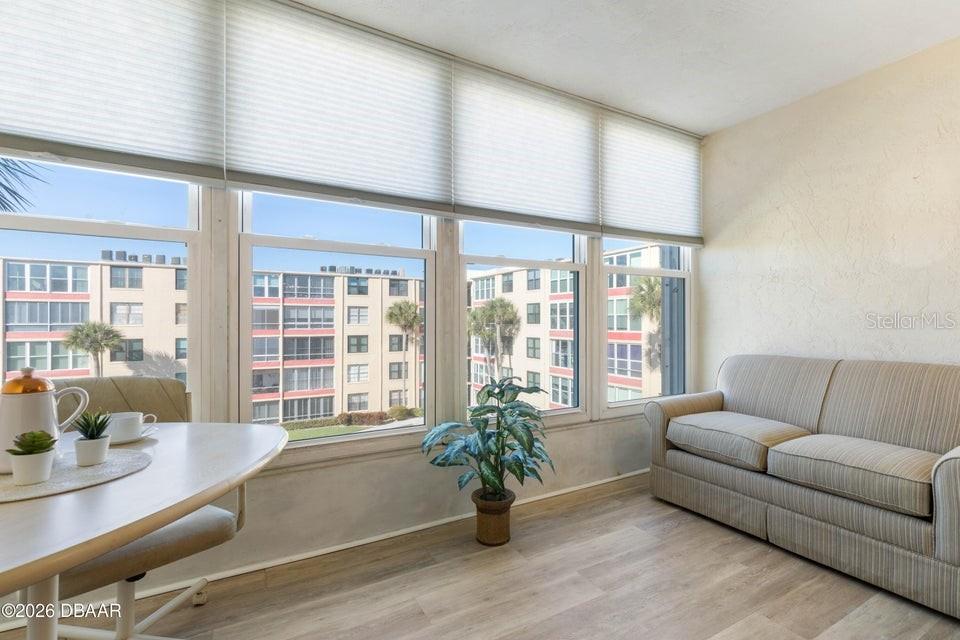 Image 9 of 26 For 329 Wilder Boulevard C403