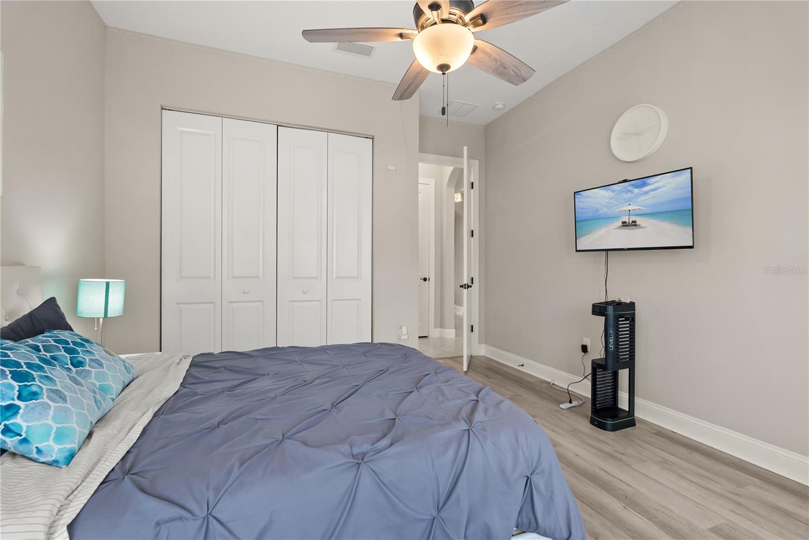 Image 21 of 33 For 208 Heron Drive