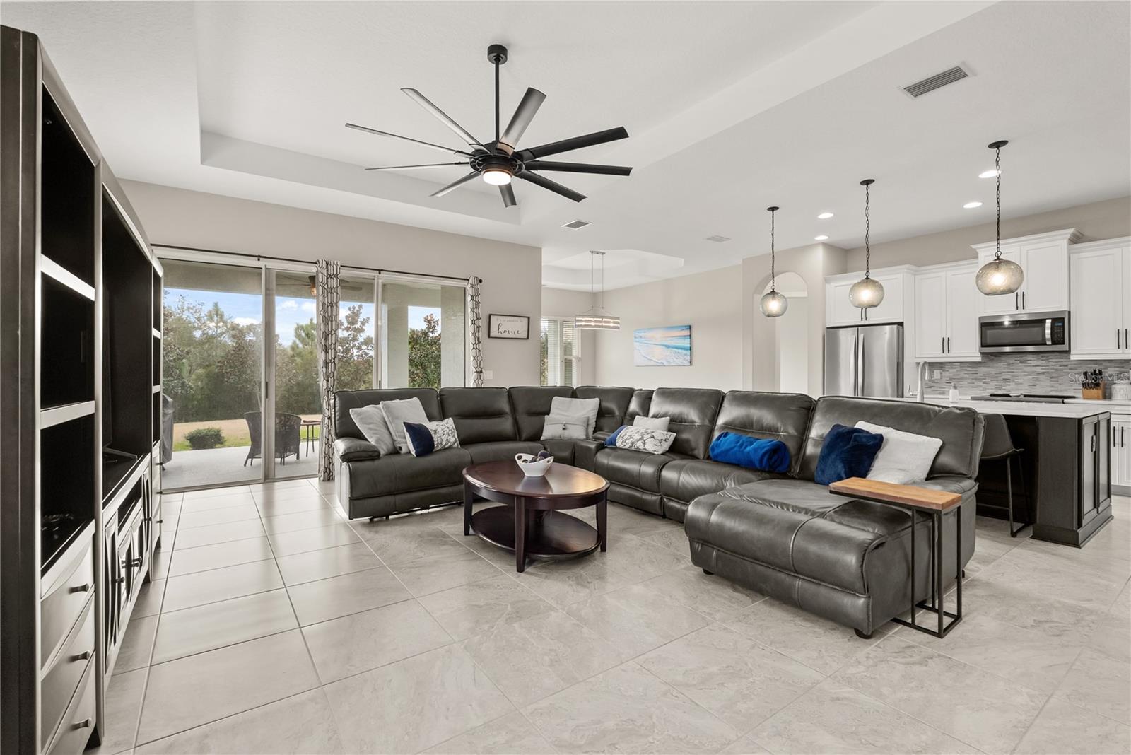 Image 6 of 33 For 208 Heron Drive