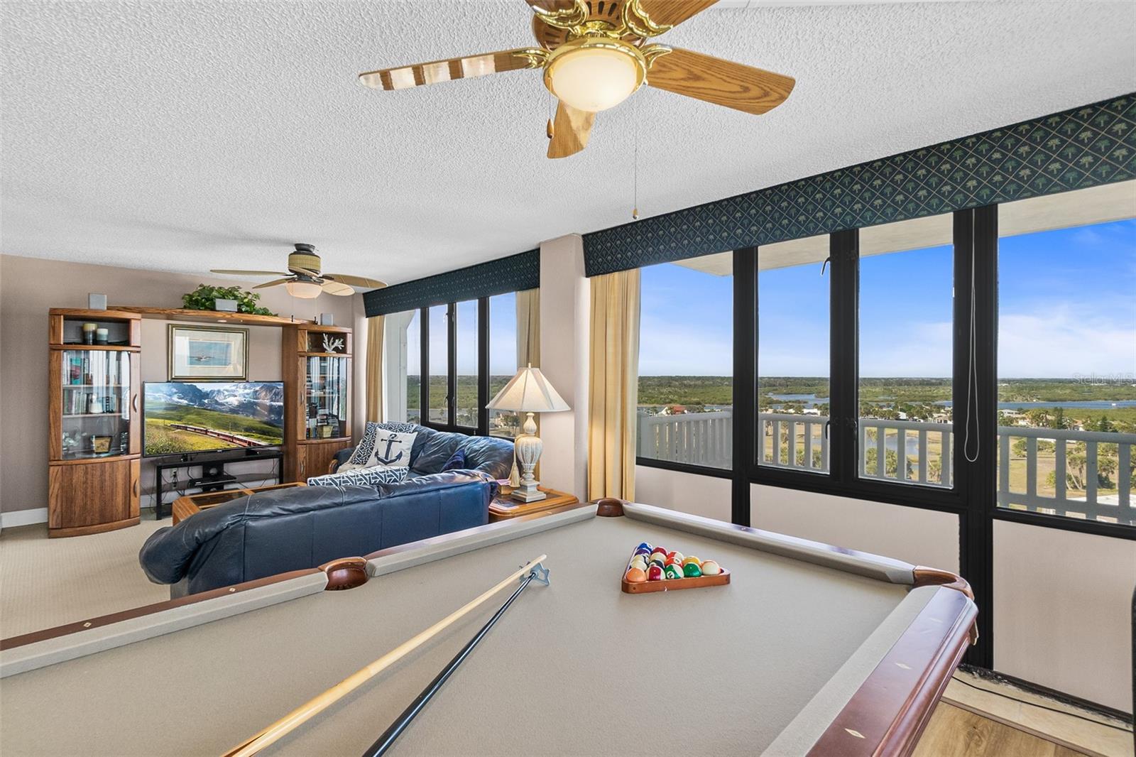 Image 9 of 65 For 3580 Ocean Shore Boulevard 903